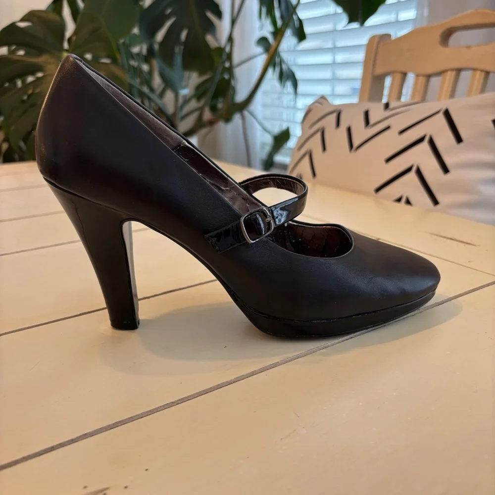 Sofft Mary Jane Heels Women’s Size 8.5 Black Leather - Picture 13 of 16